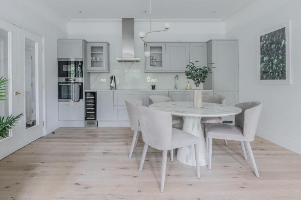 Royal Kensington - Premium 3 bed Apartment London Bagian luar foto